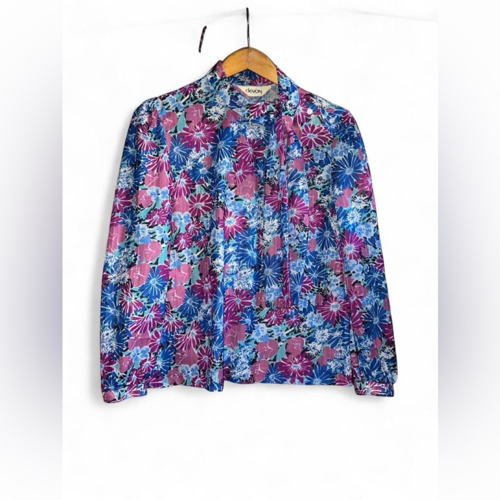 Devon Vintage Blouse M Medium Floral Side Button Floppy Tie Blue Purple PInk 80s